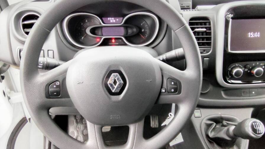 Mandataire Automobile occasion, recherche de Renault Trafic-l2h1-1300-2-0-dci-120ch-grand-confort-s-s-e6 - E-Motors