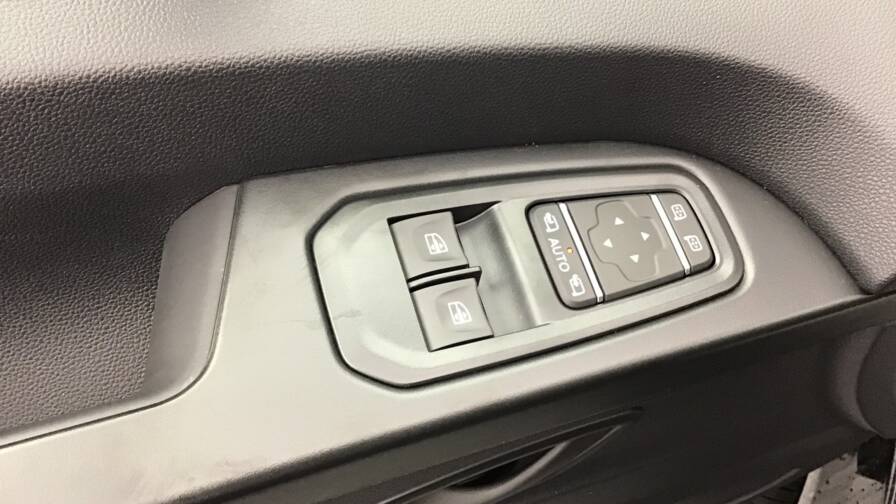 Mandataire Automobile occasion, recherche de Renault Trafic-fgn-l2h1-3t-blue-dci-130-gsr2-advance4-portes-vul-diesel042024-en-cours - E-Motors