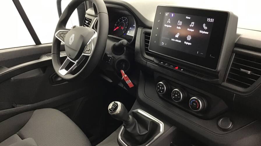 Mandataire Automobile occasion, recherche de Renault Trafic-fgn-l2h1-3t-blue-dci-130-gsr2-advance4-portes-vul-diesel042024-en-cours - E-Motors