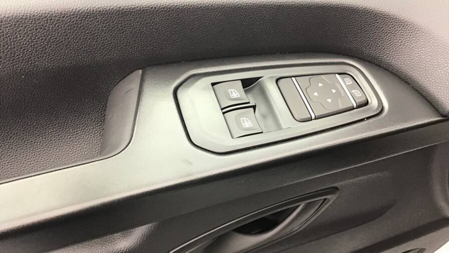 Mandataire Automobile occasion, recherche de Renault Trafic-fgn-l2h1-3t-blue-dci-150-auto-advance4-portes-vul-diesel032025-en-cours - E-Motors