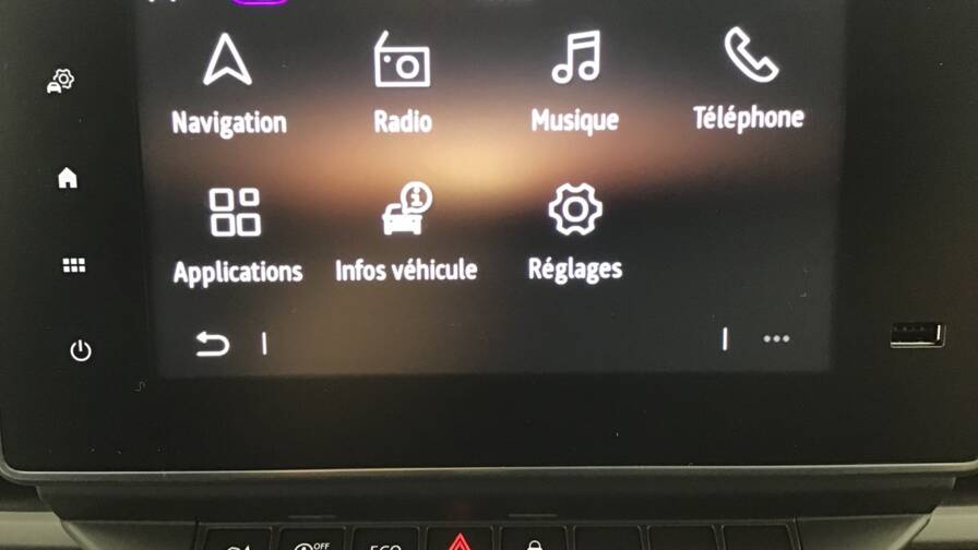 Mandataire Automobile occasion, recherche de Renault Trafic-fgn-l2h1-3t-blue-dci-150-auto-advance4-portes-vul-diesel032025-en-cours - E-Motors