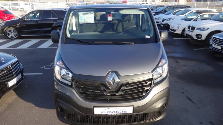 Avis-mandataire-auto-Emotors-Renault-Trafic-cabine-approfondie-Grand-confort-l2h1-1200kg-dci-120-6places-plus-gps.