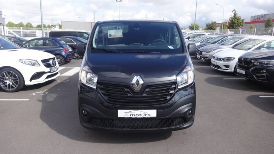 Avis-mandataire-auto-Emotors-Renault-Trafic-cabine-approfondie-Grand-confort-l2h1-1200kg-dci-120-6places-plus-gps.