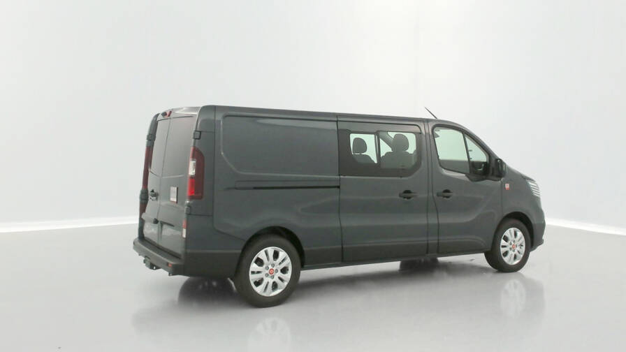 Mandataire Automobile neuf, recherche de Renault trucks Trafic-ca-l2h1-3000-2-0-dci-150ch-red-edition-edc - E-Motors