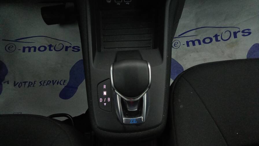 Mandataire Automobile occasion, recherche de Renault Zoe-r110-achat-int-gral-zen-2pl-plus-gps-plus-pdc-ar - E-Motors