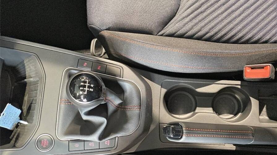Mandataire Automobile neuf, recherche de Seat Arona-1-0-tsi-95-ch-start-stop-bvm5-fr - E-Motors