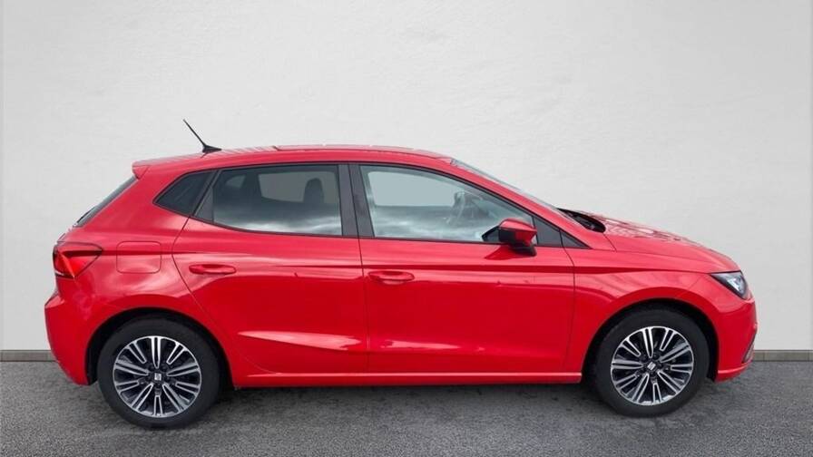 Mandataire Automobile occasion, recherche de Seat Ibiza-v-1-0-ecotsi-95-ch-s-s-bvm5-urban - E-Motors