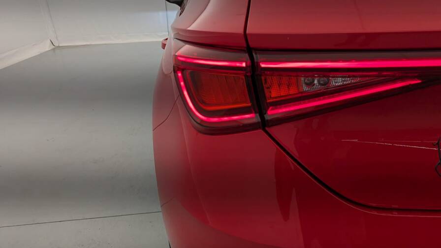 Mandataire Automobile occasion, recherche de Seat Leon-1-0-etsi-110-dsg7-style - E-Motors