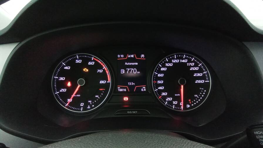 Mandataire Automobile occasion, recherche de Seat Leon-1-0-tsi-115-style-plus-cam-ra-plus-pdc-ar-av - E-Motors