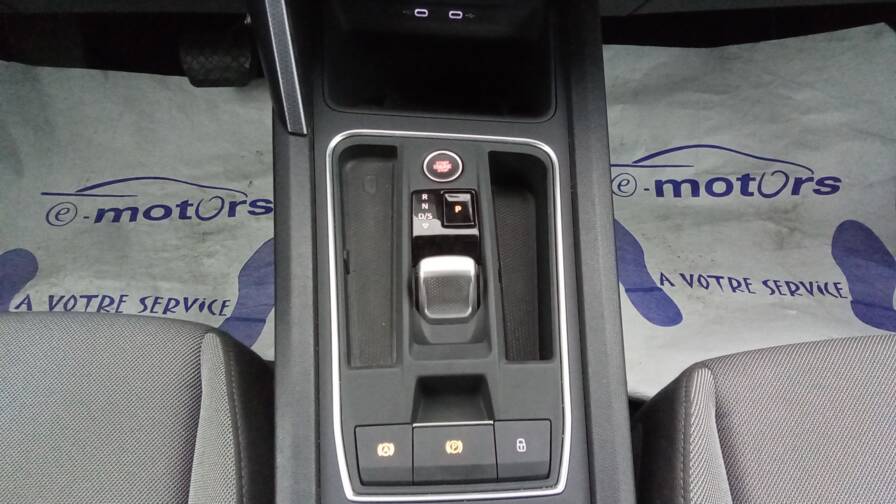 Mandataire Automobile occasion, recherche de Seat Leon-sportstourer-1-0-etsi-110-dsg7-style-plus-gps - E-Motors