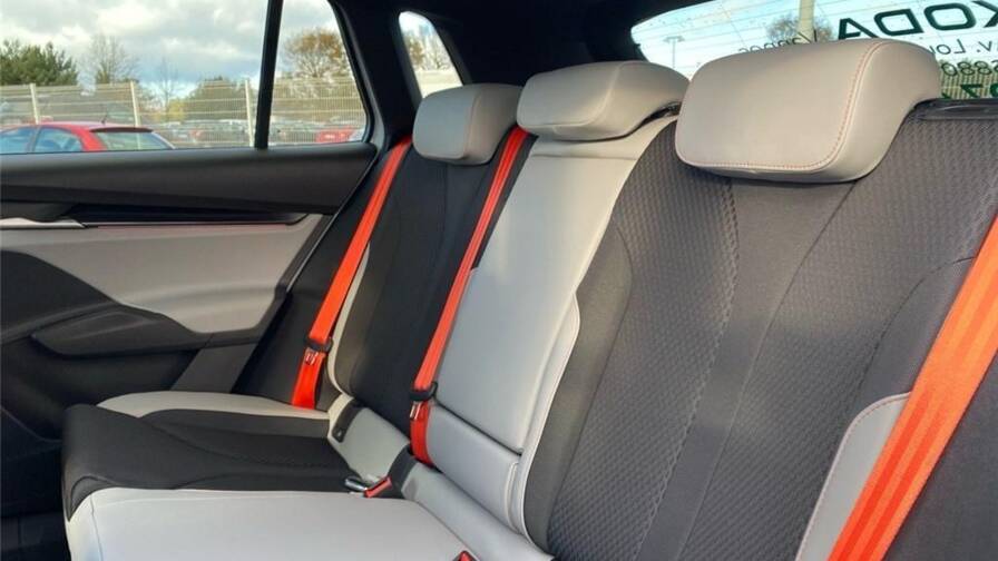 Mandataire Automobile occasion, recherche de Skoda Elroq-204-ch-batterie-60-clever - E-Motors