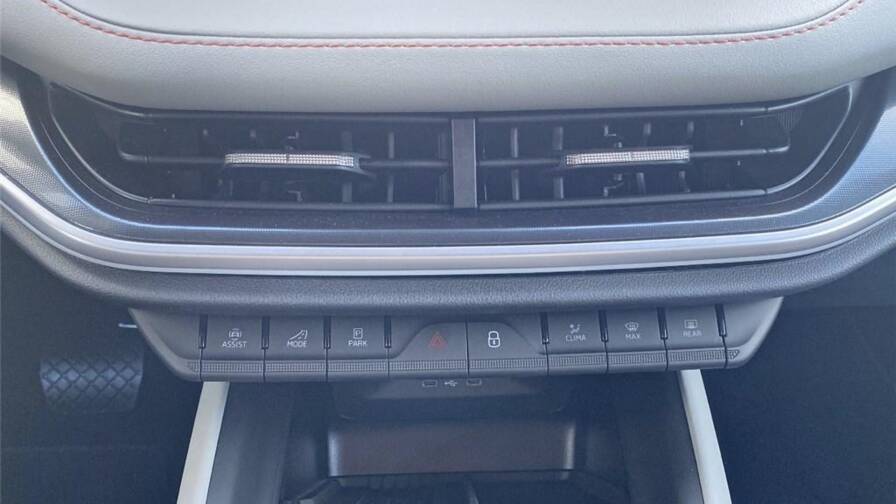 Mandataire Automobile occasion, recherche de Skoda Elroq-204-ch-batterie-60-clever - E-Motors