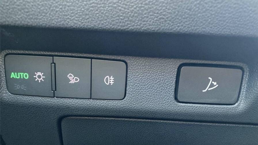 Mandataire Automobile occasion, recherche de Skoda Enyaq-85-sportline - E-Motors