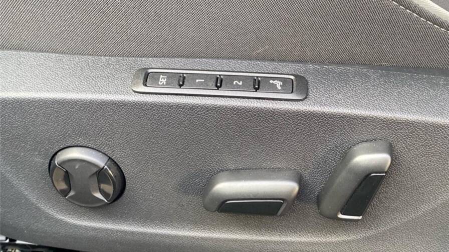 Mandataire Automobile occasion, recherche de Skoda Enyaq-85-sportline - E-Motors