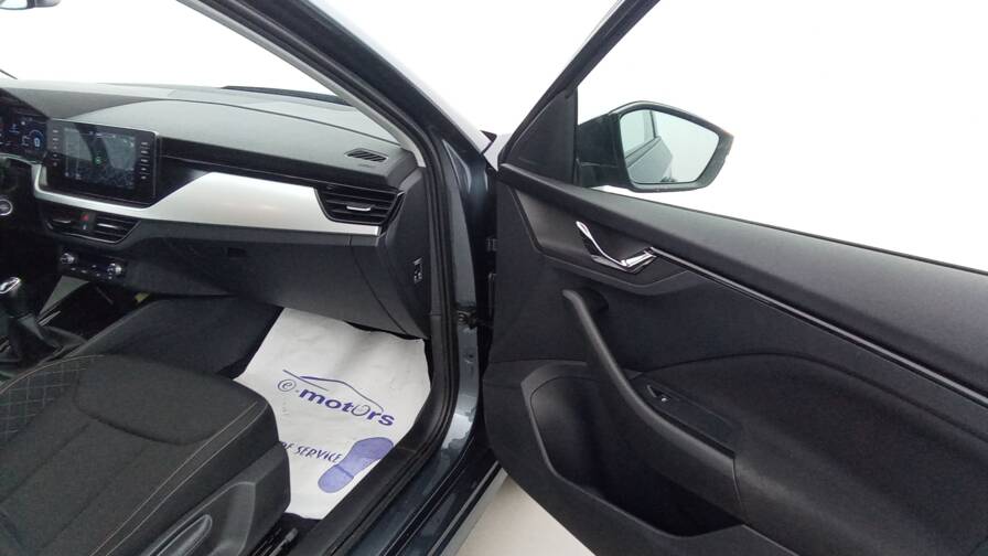 Mandataire Automobile occasion, recherche de Skoda Kamiq-1-0-tsi-95-ambition-plus-gps-plus-pdc-ar-av - E-Motors