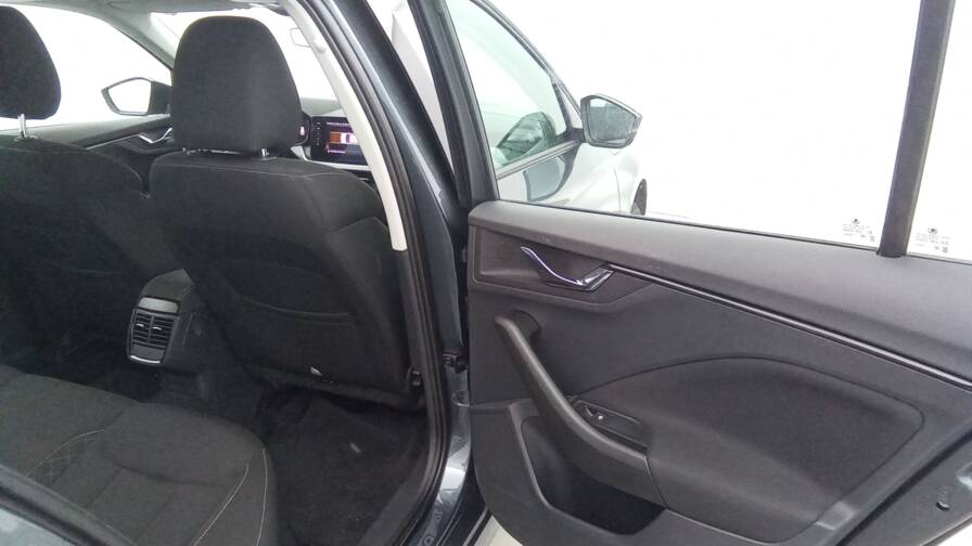 Mandataire Automobile occasion, recherche de Skoda Kamiq-1-0-tsi-95-ambition-plus-gps-plus-pdc-ar-av - E-Motors