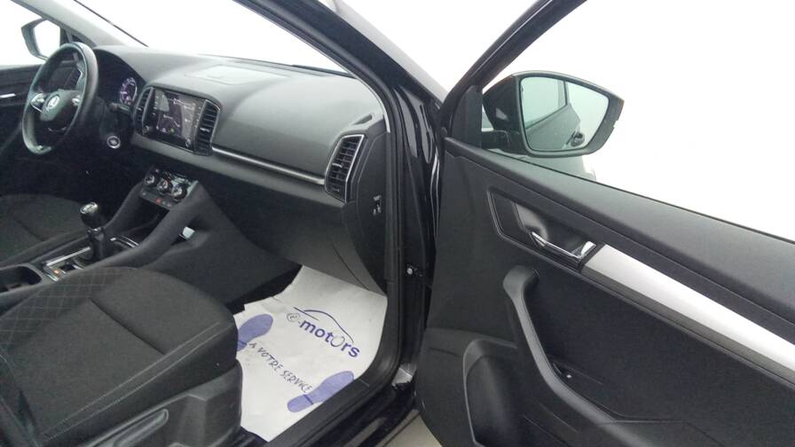 Mandataire Automobile occasion, recherche de Skoda Karoq-1-0-tsi-110-ambition-plus-acc-plus-cam-ra - E-Motors