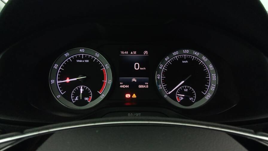 Mandataire Automobile occasion, recherche de Skoda Karoq-1-0-tsi-110-ambition-plus-acc-plus-cam-ra - E-Motors