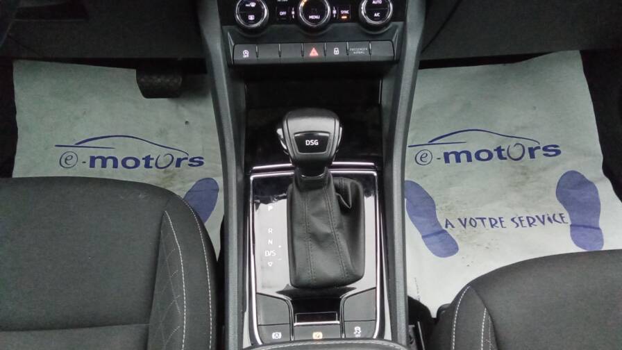 Mandataire Automobile occasion, recherche de Skoda Karoq-1-5-tsi-150-dsg7-ambition-plus-cam-ra - E-Motors
