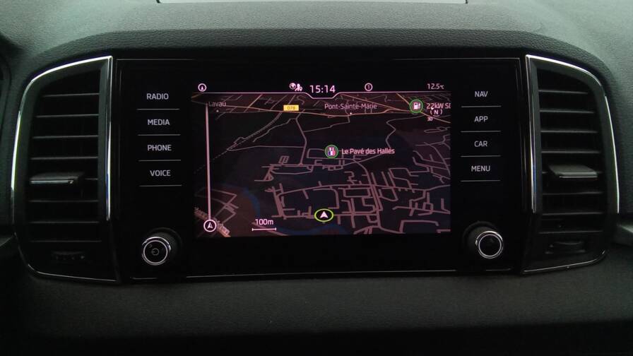 Mandataire Automobile occasion, recherche de Skoda Karoq-tsi-150-dsg7-ambition-gps-camera - E-Motors