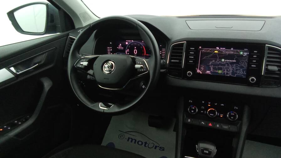 Mandataire Automobile occasion, recherche de Skoda Karoq-tsi-150-dsg7-ambition-gps-camera - E-Motors