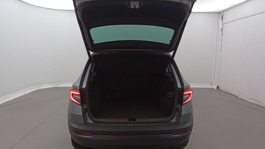 Mandataire Automobile occasion, recherche de Skoda Karoq-tsi-150-dsg7-ambition-gps-camera - E-Motors