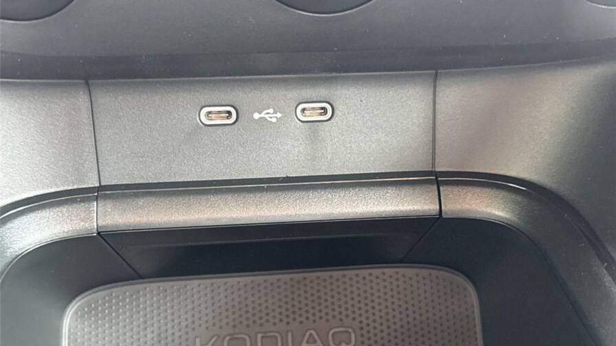 Mandataire Automobile occasion, recherche de Skoda Kodiaq-ii-2-0-tdi-150-ch-scr-dsg7-7pl-selection - E-Motors