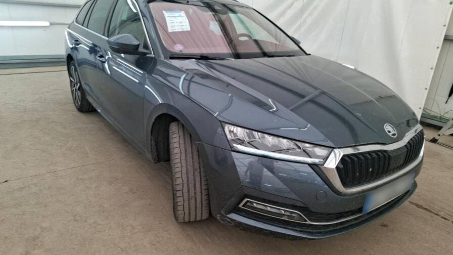 Mandataire Automobile occasion, recherche de Skoda Octavia-combi-tsi-phev-iv-204-dsg6e-style-plus-360-plus-hayon-lectrique - E-Motors