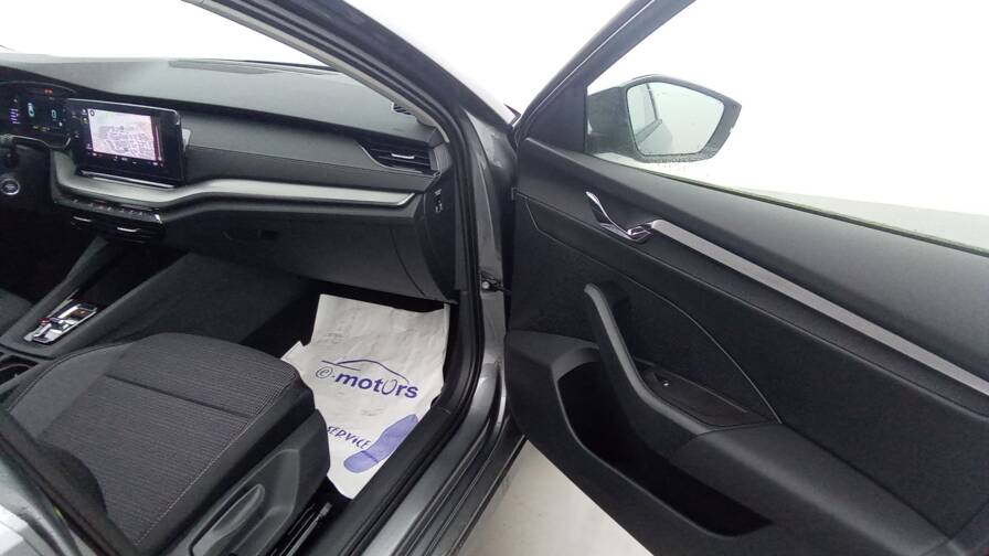 Mandataire Automobile occasion, recherche de Skoda Octavia-1-0-tsi-mhev-e-tec-110-dsg7-ambition-gps-camera - E-Motors