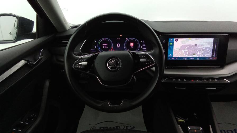 Mandataire Automobile occasion, recherche de Skoda Octavia-1-4-tsi-phev-204-dsg6e-ambition-plus-acc-plus-pdc-av - E-Motors