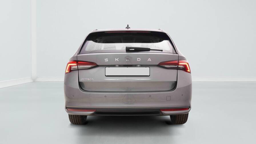 Mandataire Automobile neuf, recherche de Skoda Octavia-1-5-tsi-116-mhev-dsg-combi-my25-edition - E-Motors