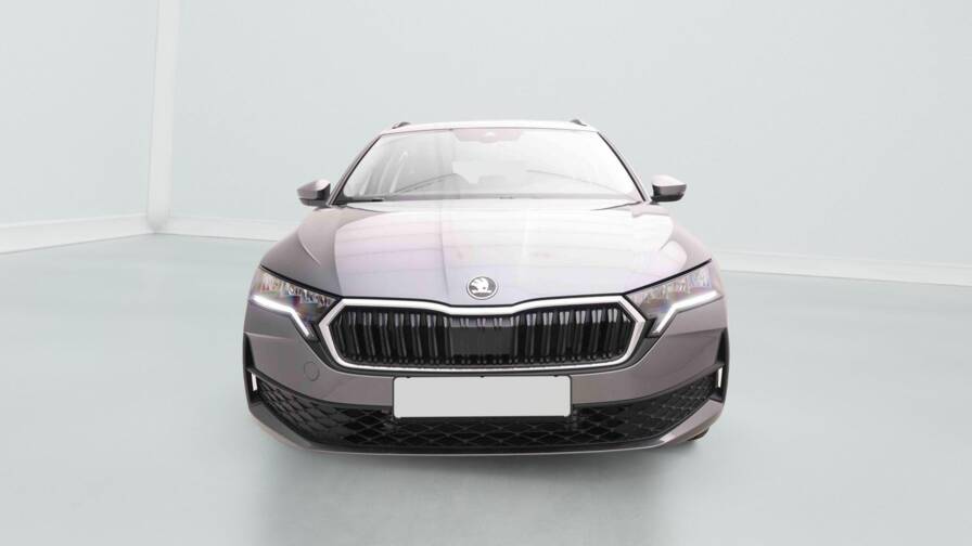 Mandataire Automobile neuf, recherche de Skoda Octavia-1-5-tsi-116-mhev-dsg-combi-my25-edition - E-Motors