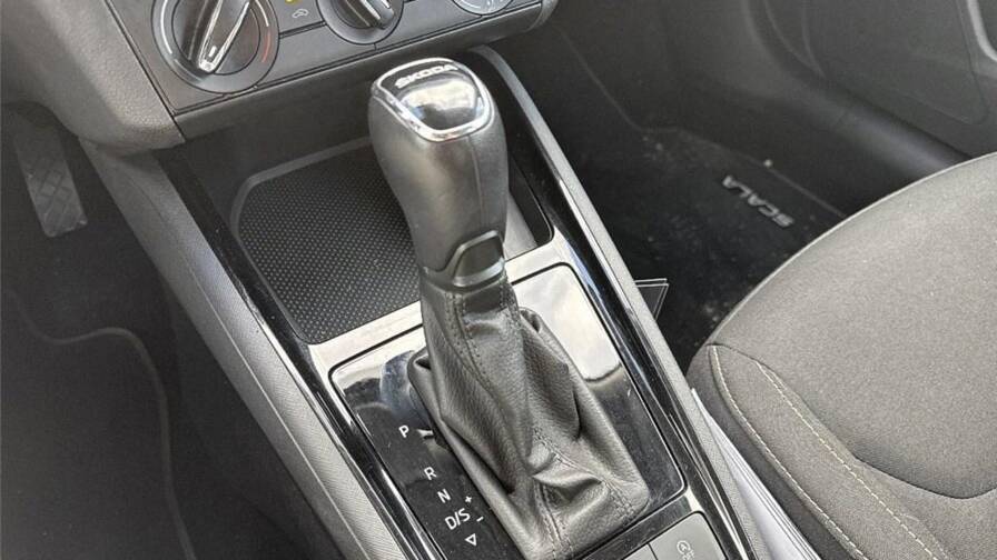 Mandataire Automobile occasion, recherche de Skoda Scala-1-6-tdi-116-ch-dsg7-ambition - E-Motors