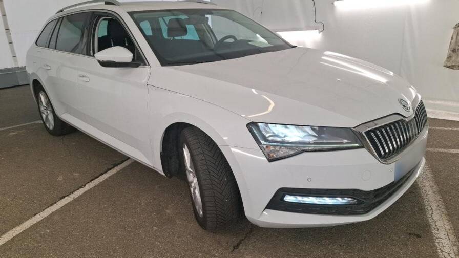 Mandataire Automobile occasion, recherche de Skoda Superb-combi-2-0-tdi-150-scr-dsg7-style - E-Motors