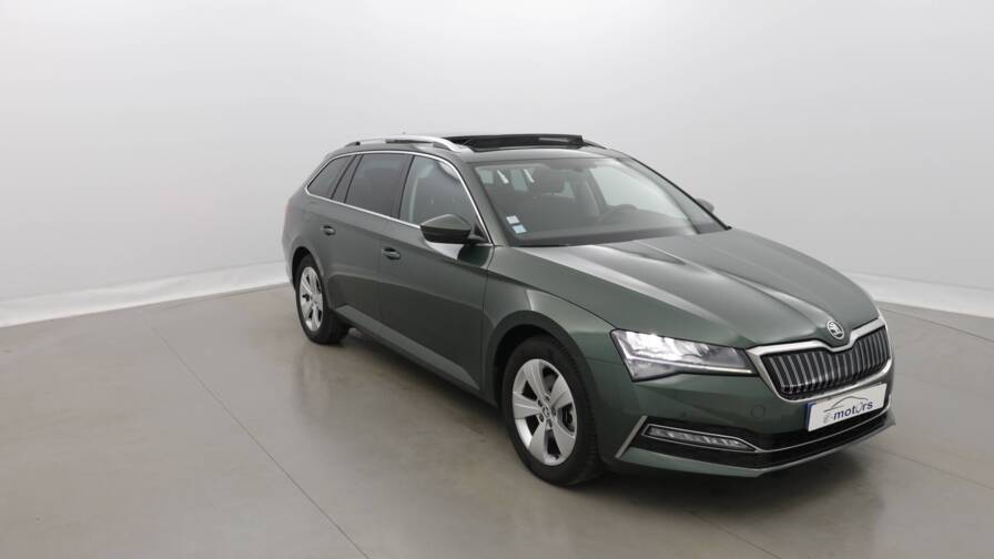 Mandataire Automobile occasion, recherche de Skoda Superb-combi-1-4-tsi-phev-218-dsg6-plus-toit - E-Motors