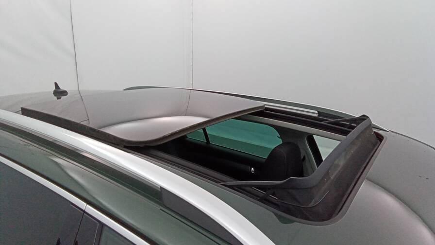 Mandataire Automobile occasion, recherche de Skoda Superb-combi-1-4-tsi-phev-218-dsg6-plus-toit - E-Motors