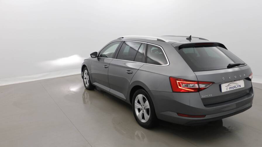 Mandataire Automobile occasion, recherche de Skoda Superb-combi-2-0-tdi-150-dsg7 - E-Motors