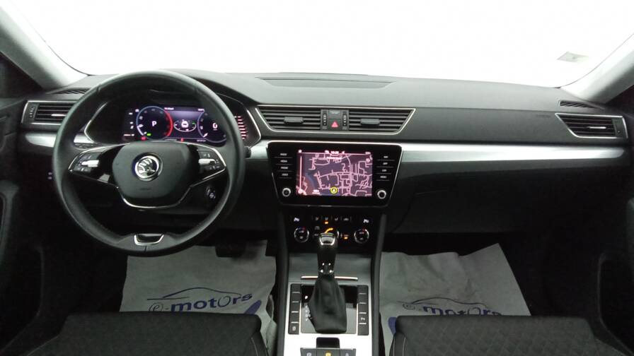 Mandataire Automobile occasion, recherche de Skoda Superb-combi-2-0-tdi-150-dsg7 - E-Motors