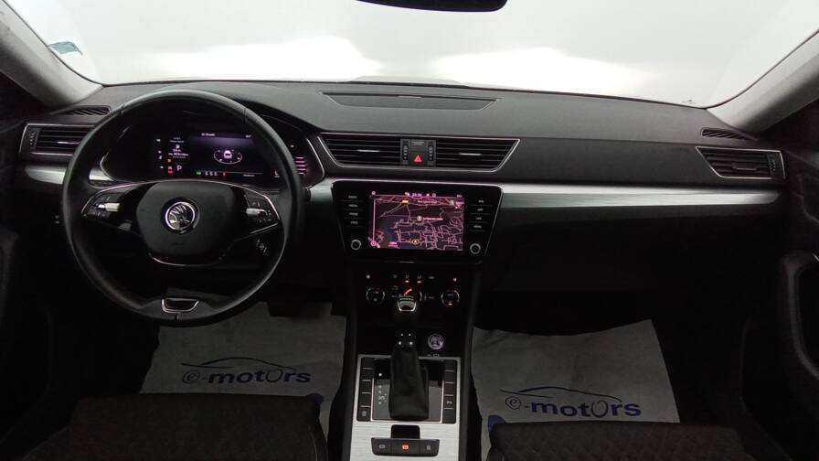 Mandataire Automobile occasion, recherche de Skoda Superb-combi-2-0-tdi-150-dsg7 - E-Motors