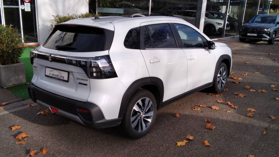 Mandataire Automobile occasion, recherche de Suzuki S-cross-1-5-dualjet-hybrid-auto-style - E-Motors