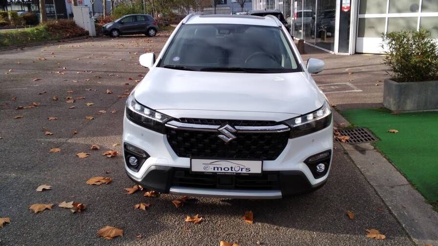 Mandataire Automobile occasion, recherche de Suzuki S-cross-1-5-dualjet-hybrid-auto-style - E-Motors