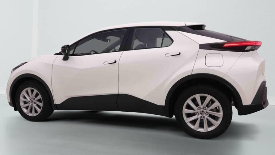 Mandataire Automobile neuf, recherche de Toyota C-hr-1-8-hybrid-140-cvt-dynamic - E-Motors