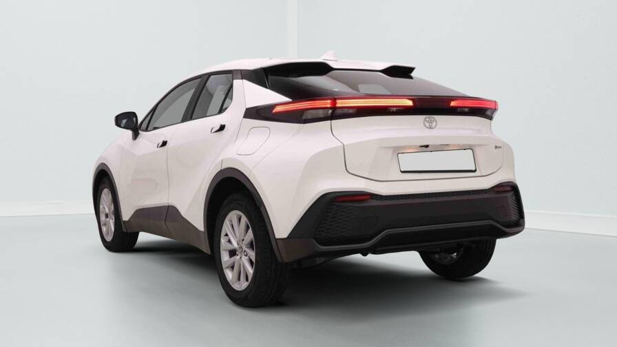 Mandataire Automobile neuf, recherche de Toyota C-hr-1-8-hybrid-140-cvt-dynamic - E-Motors