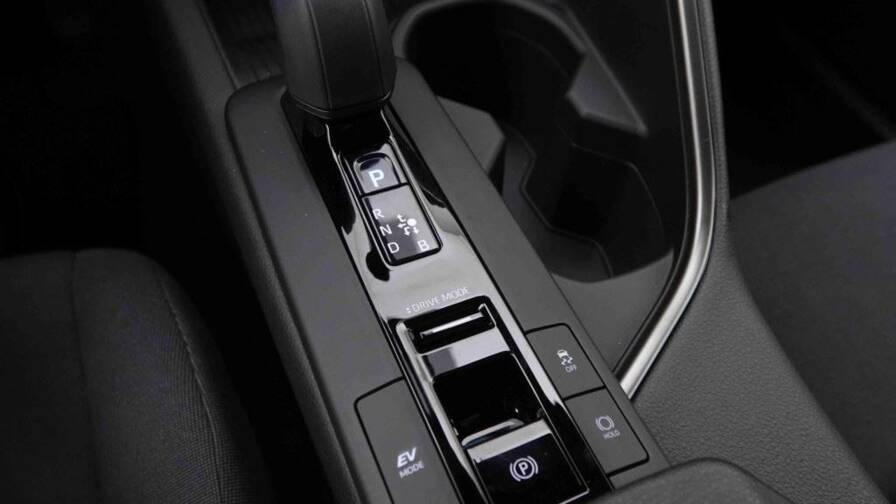 Mandataire Automobile neuf, recherche de Toyota C-hr-1-8-hybrid-140-cvt-dynamic - E-Motors