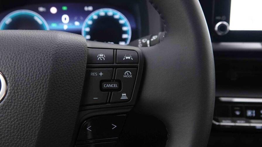 Mandataire Automobile neuf, recherche de Toyota C-hr-1-8-hybrid-140-cvt-dynamic - E-Motors