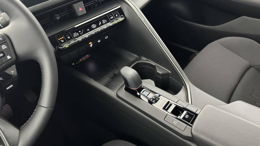 Mandataire Automobile neuf, recherche de Toyota C-hr-c-hr-ii-1-8-hybrid-140ch-design - E-Motors
