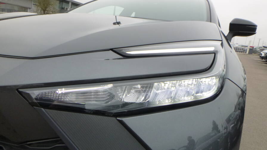 Mandataire Automobile neuf, recherche de Toyota C-hr-hybride-140-dynamic - E-Motors