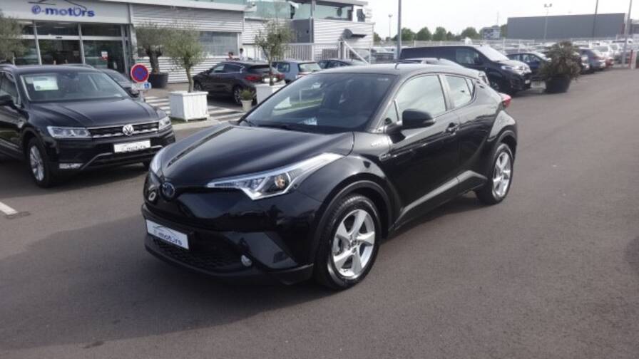 Avis-mandataire-auto-Emotors-Toyota-C-hr-hybride-Dynamic-122h.