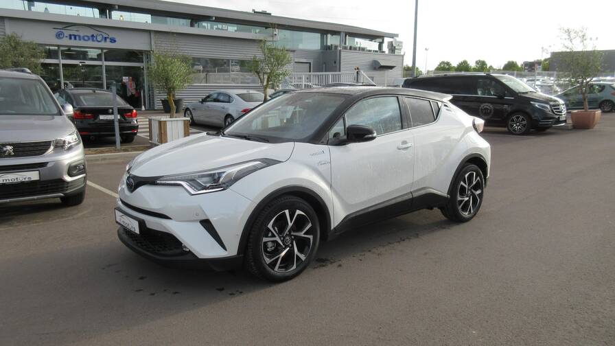 Avis-mandataire-auto-Emotors-Toyota-C-hr-hybride-122h-collection.