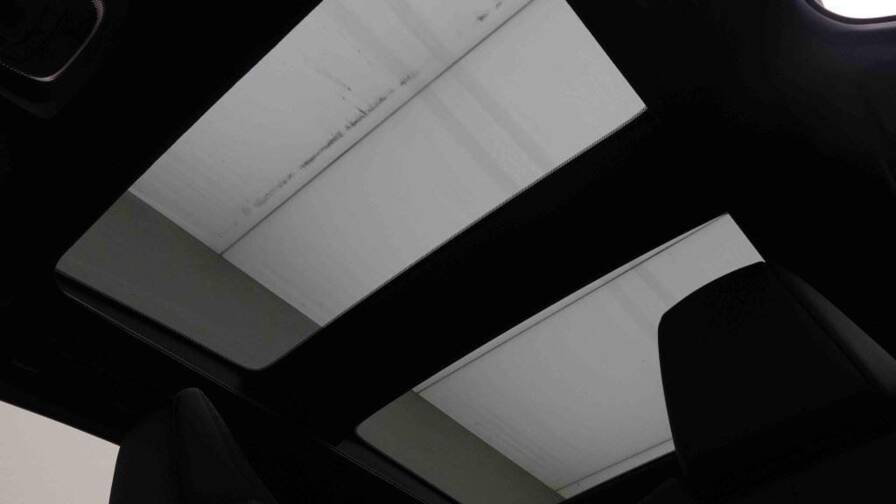 Mandataire Automobile neuf, recherche de Toyota Corolla-cross-1-8-hybrid-140-e-cvt-lounge - E-Motors